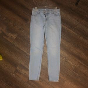 Light wash blue Old Navy jeans